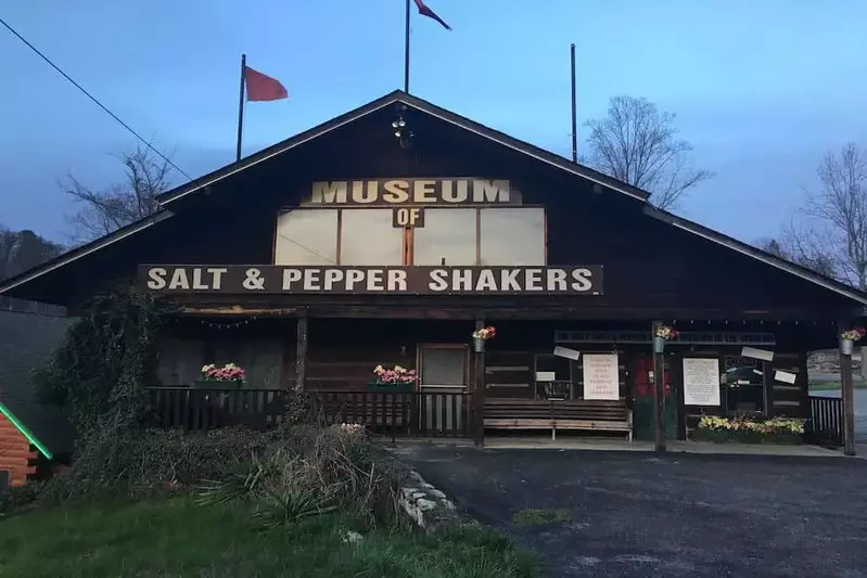 Salt and Pepper Shaker Museum