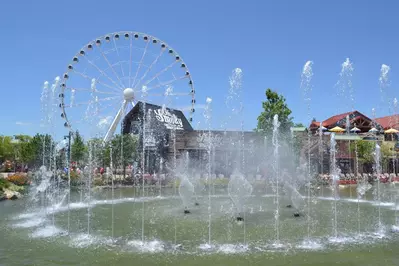 the island show fountain