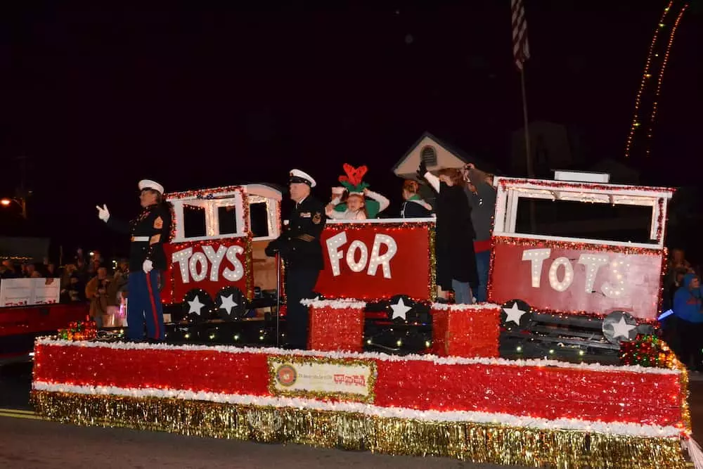 FOL Christmas parade