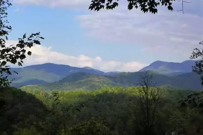 mountain view from 2 bedroom cabin