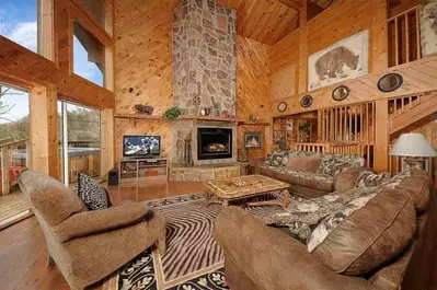 The living room of the Chardonnay at Sunset cabin in the Smoky Mountains.