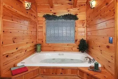 The beautiful Jacuzzi tub in the Hidden Hideaway cabin in Gatlinburg.