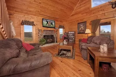 Deer Run 2 bedroom cabin in Pigeon Forge