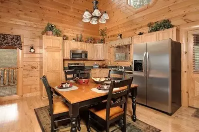 Away at Shak-on-o-hey 2 bedroom Pigeon Forge cabin rentals