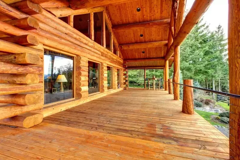 front porch of a secluded Pigeon Forge cabin