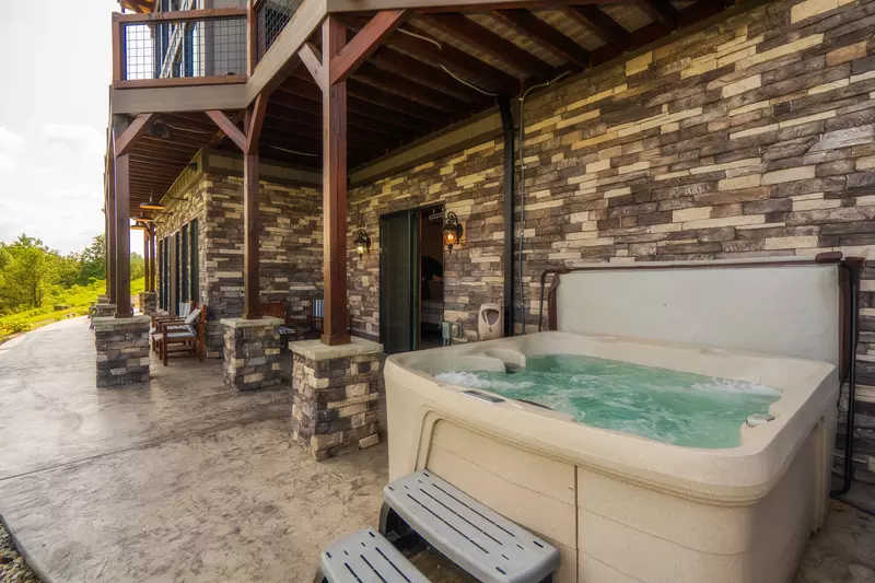 Adventure Lodge at Laurel Cove