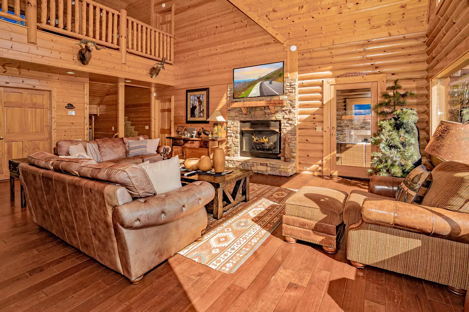 Smoky Peak Lodge