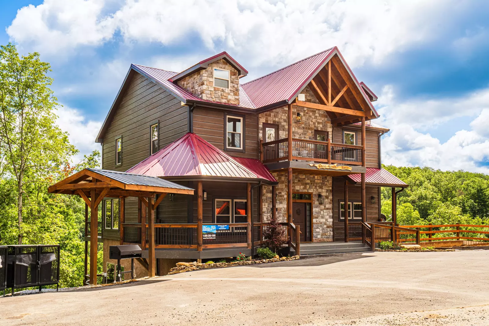 six-bedroom-cabins