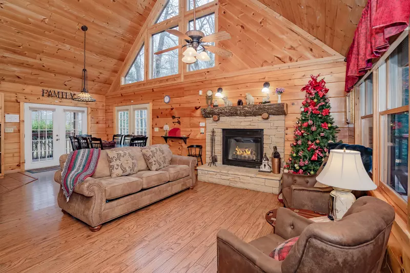 Lazy Cub Lodge